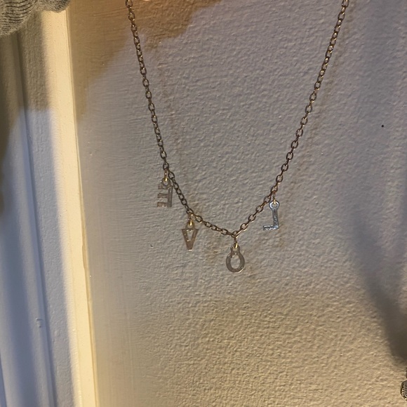 Couple long necklaces and short necklaces - Picture 5 of 10